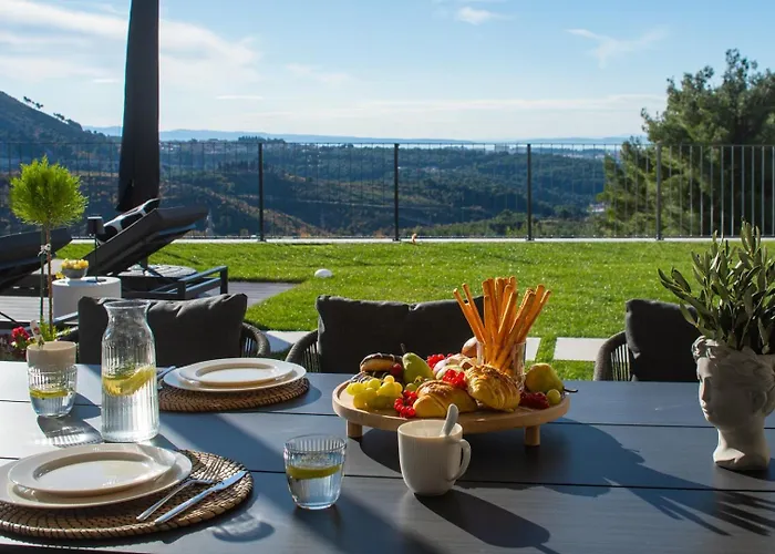 ヴィラ New! Bella Ciao: A Stylish 3-bedroom Retreat With Spectacular Split And Sea Views